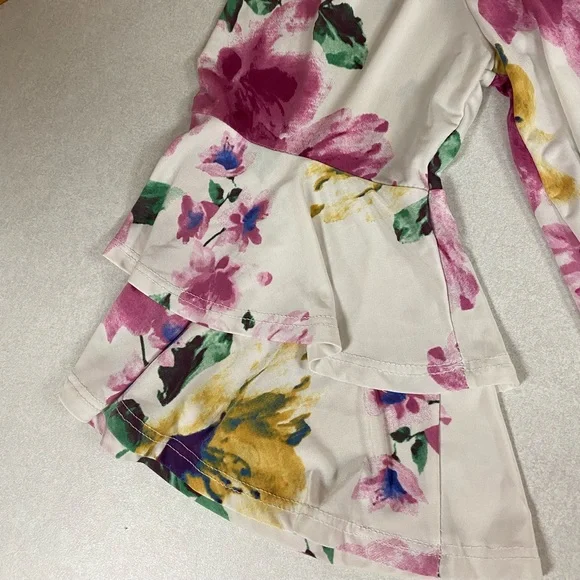 Off Shoulder Floral Smocked Blouse - Flaunt Boutique - Picture 11 of 13